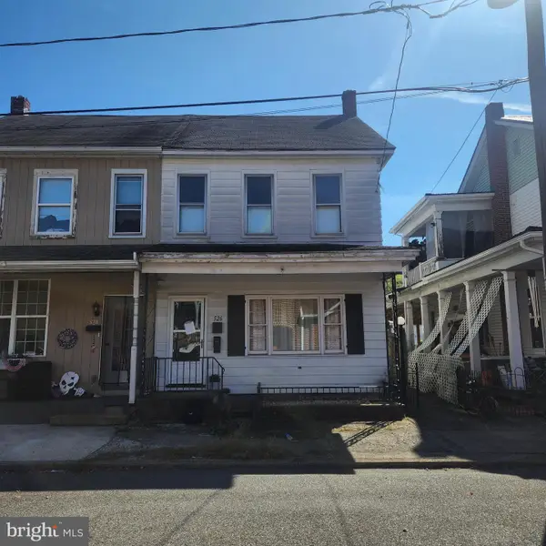 526 N 2nd St, LYKENS, PA 17048