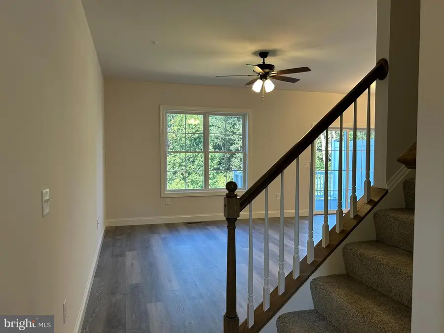 128 Magnolia Dr, Middletown, PA 17057 - Image #2