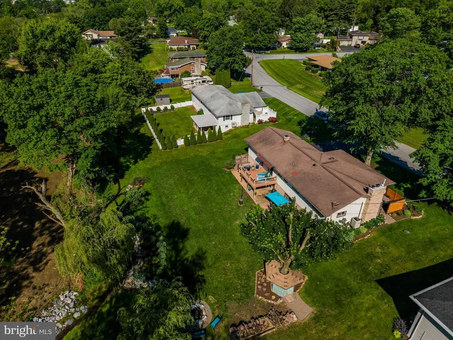 1561 Vesta Dr, Harrisburg, PA 17112 - Image #3