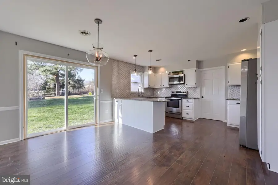 21 Bittersweet Dr, Hershey, PA 17033 - Image #2