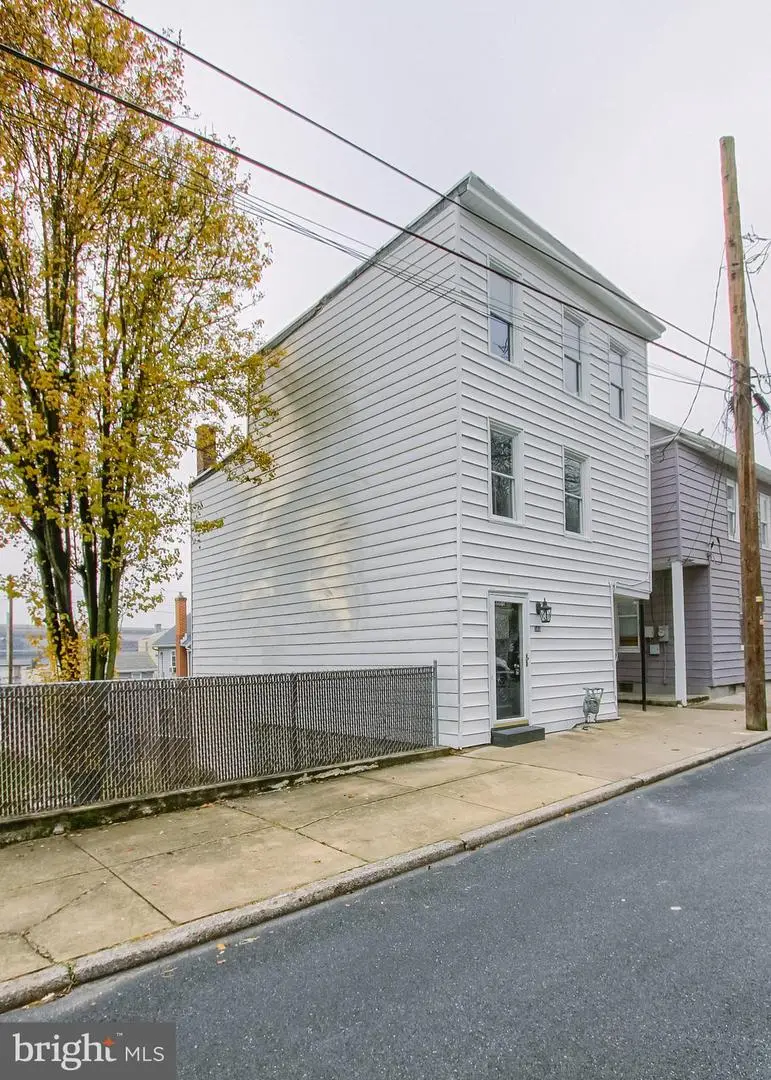 342 S 3rd St, Steelton, PA 17113 - Image #2