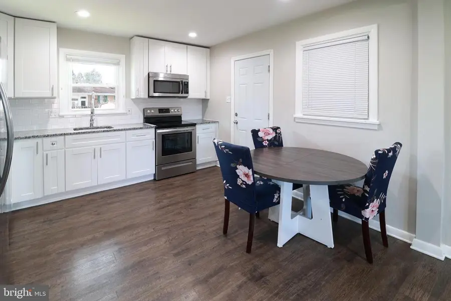 690 Carbon Ave, Harrisburg, PA 17111 - Image #3