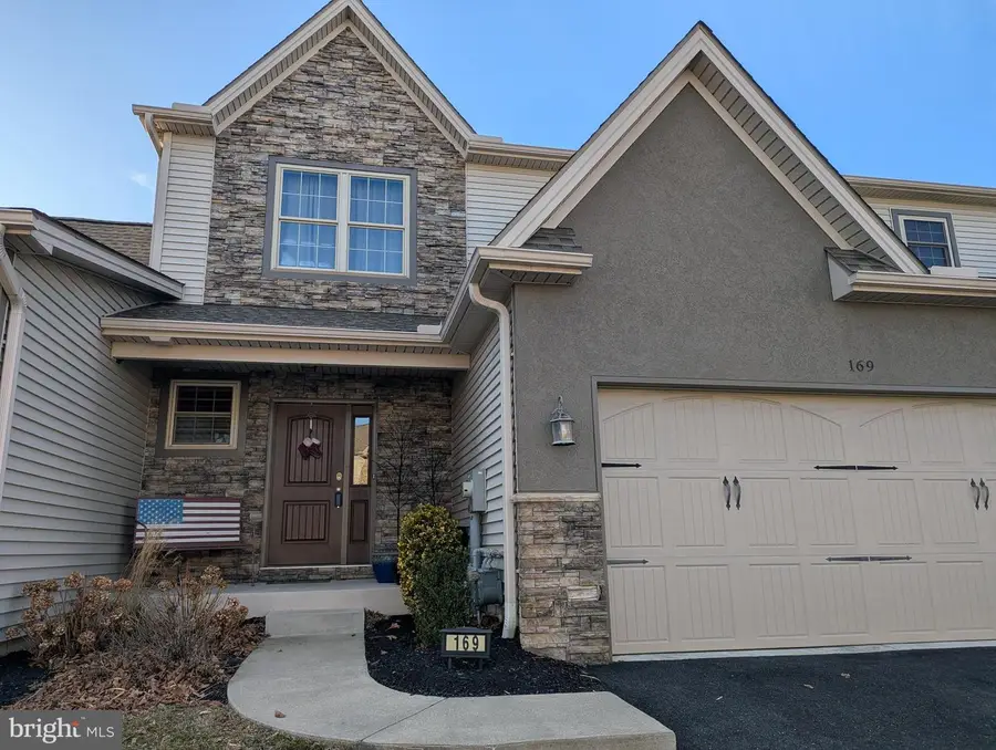 169 Lexington Ct, Harrisburg, PA 17112 - Image #2