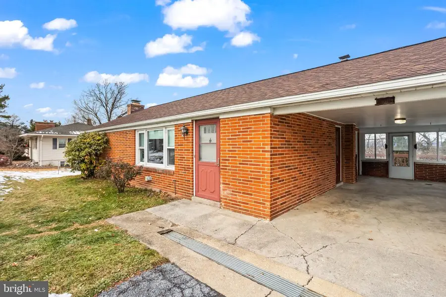 7810 Chambers Hill Rd, Harrisburg, PA 17111 - Image #2