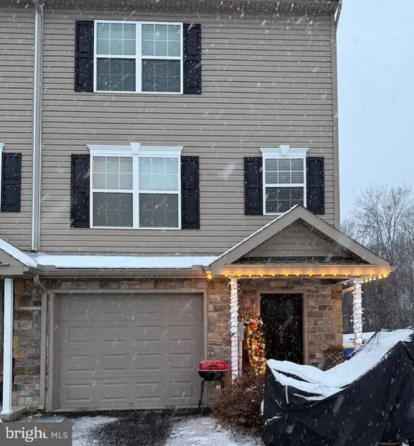 805 Gregs Dr, HARRISBURG, PA 17111