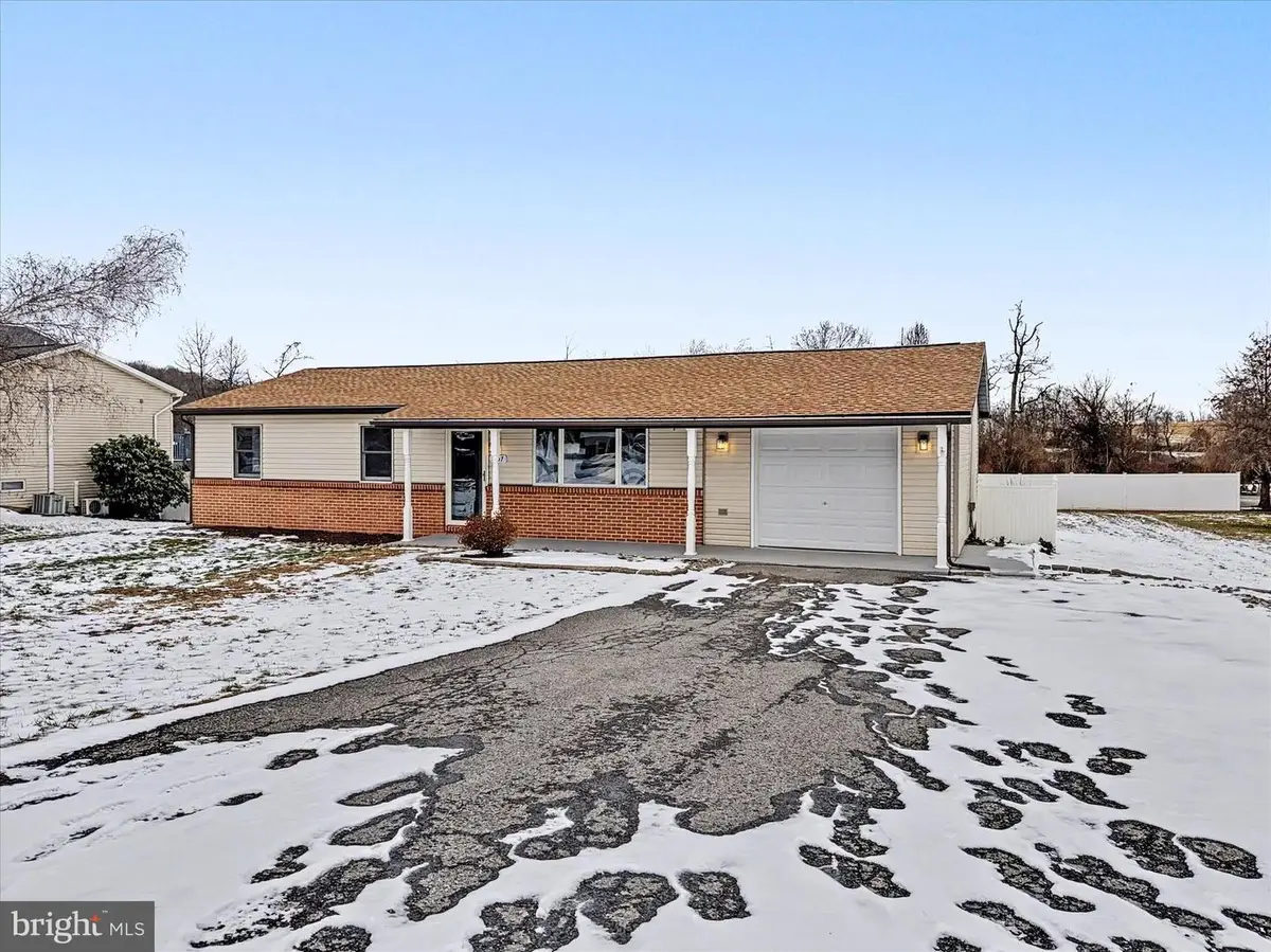 207 Steves Ln, Elizabethville, PA 17023 - Image #1