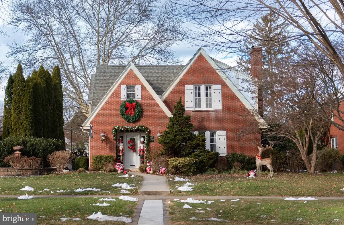 147 Elm Ave, Hershey, PA 17033 - Image #1