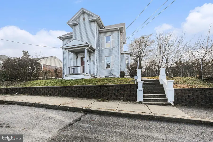 458 Highland St, Harrisburg, PA 17113 - Image #2