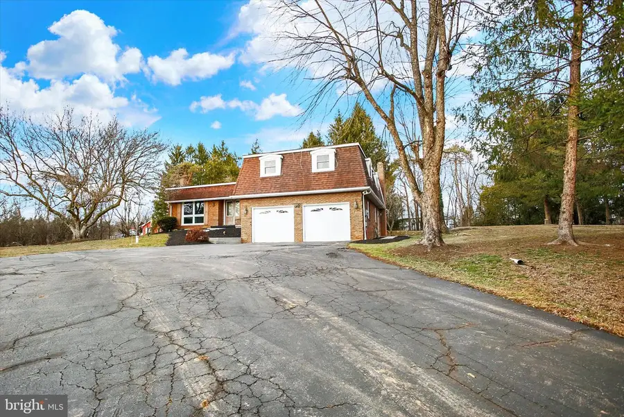 1421 Earlys Mill Rd, Palmyra, PA 17078 - Image #3