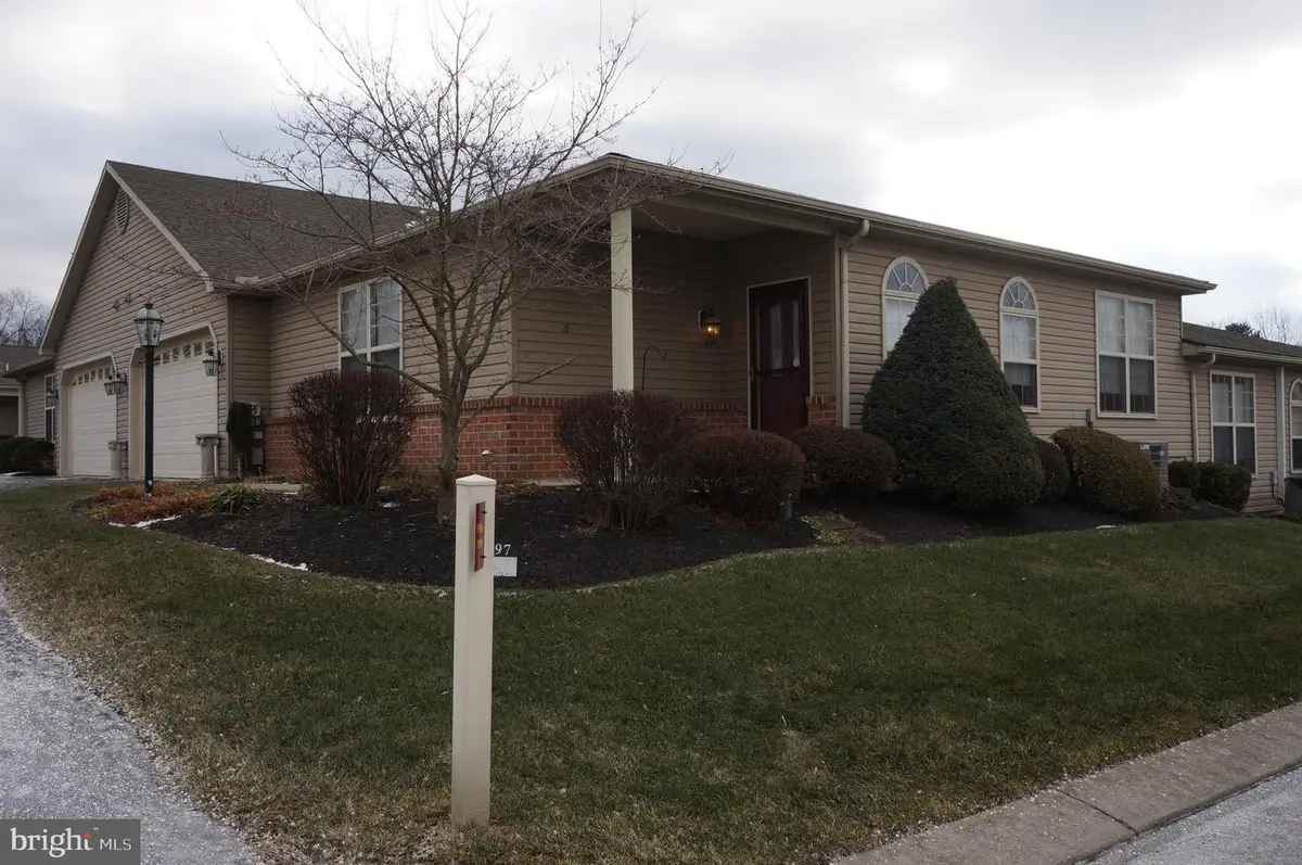 197 Meadowview Dr, Harrisburg, PA 17111 - Image #1