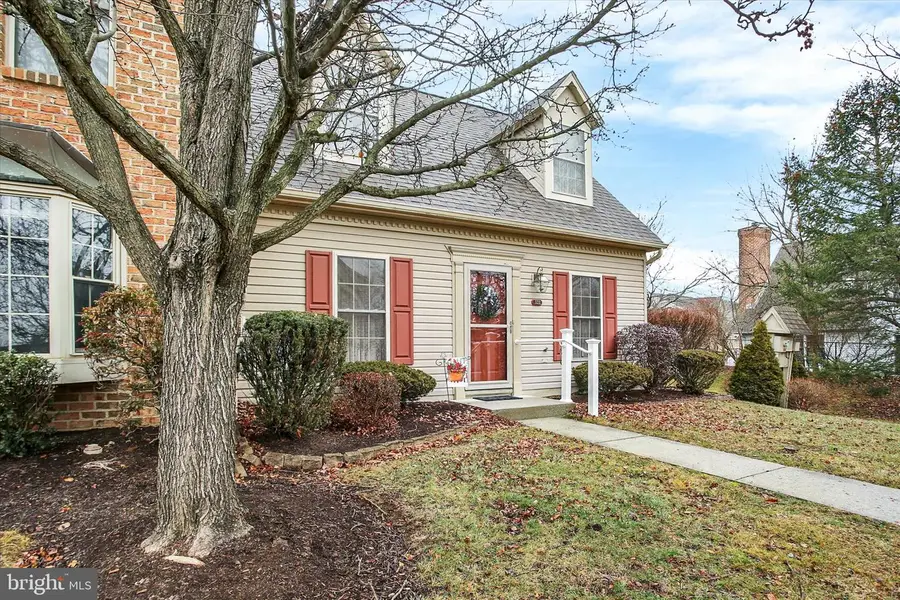 322 Woodland View Ct, Harrisburg, PA 17110 - Image #3