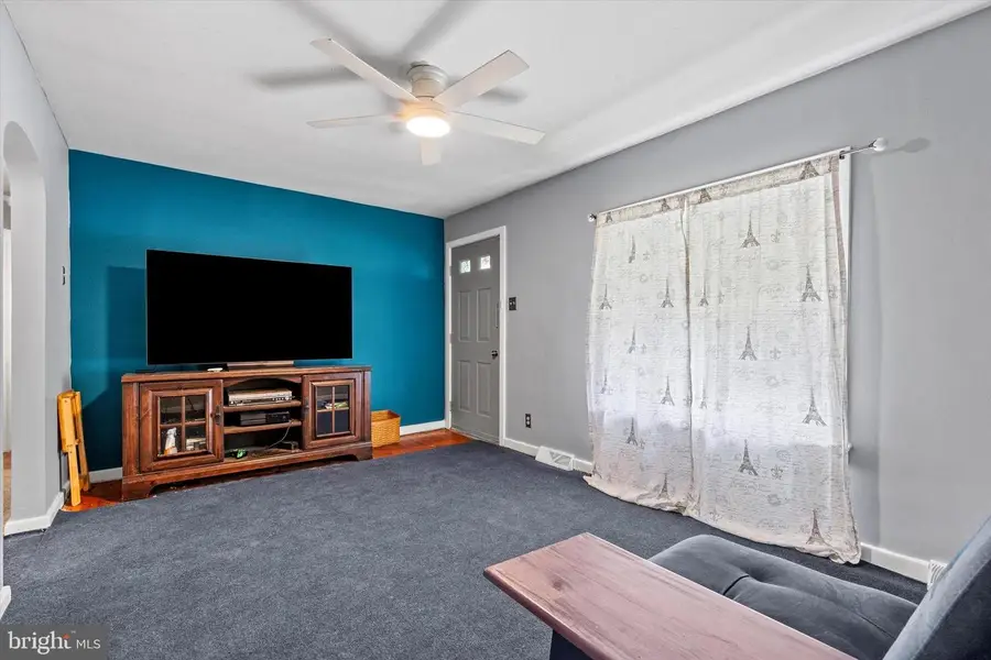 6351 Huntingdon St, Harrisburg, PA 17111 - #2