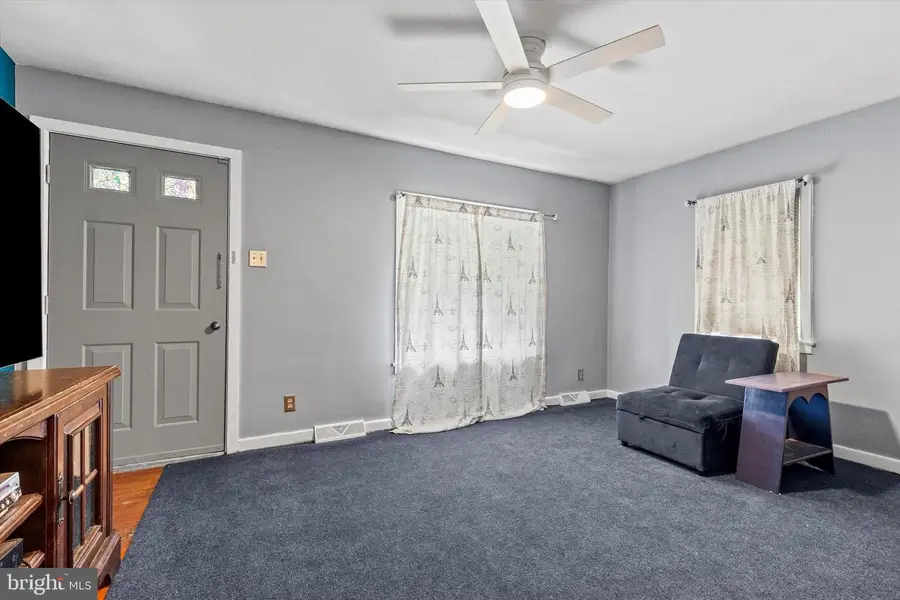 6351 Huntingdon St, Harrisburg, PA 17111 - #3