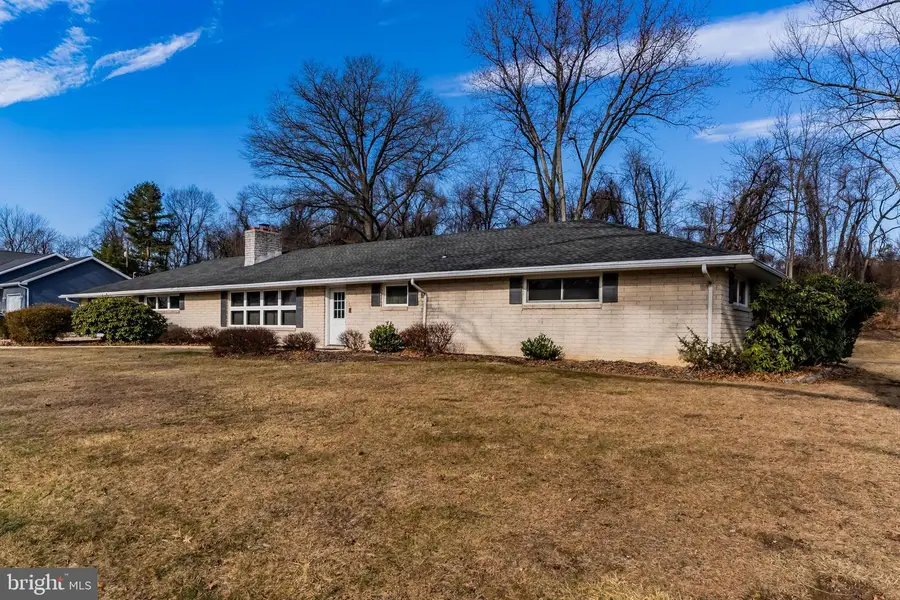 5380 Wilshire Rd, Harrisburg, PA 17112 - Image #2