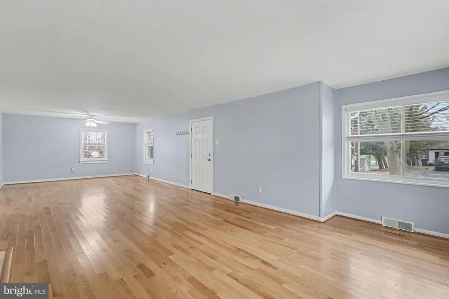 221 N Duke St, Hummelstown, PA 17036 - Image #3