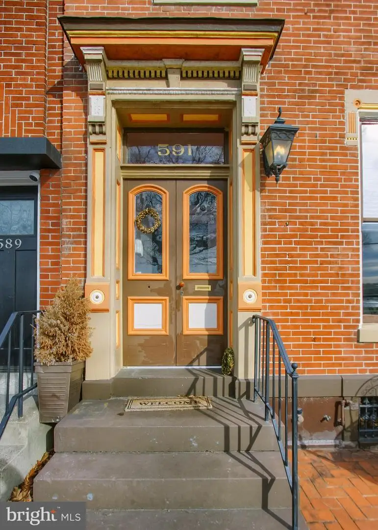 591 S Front St, Harrisburg, PA 17104 - Image #2