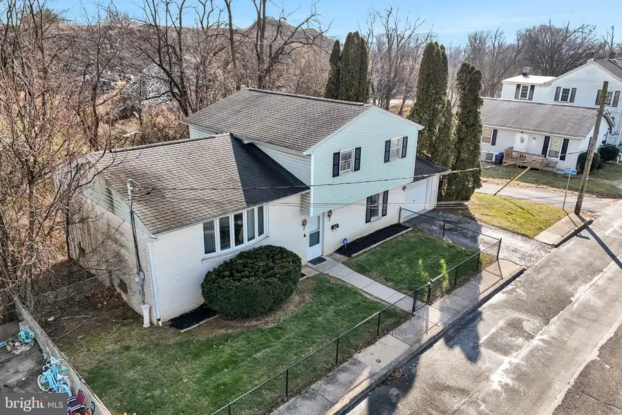 600 Ridge St, Steelton, PA 17113 - Image #2