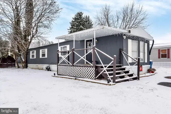 69 Austin Dr, GRANTVILLE, PA 17028