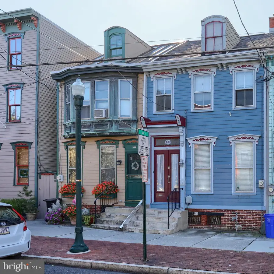 221 Verbeke St, Harrisburg, PA 17102 - #2