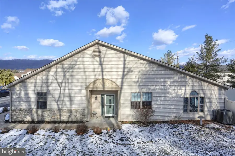 2163 Bordeaux Ct, Harrisburg, PA 17112 - Image #2