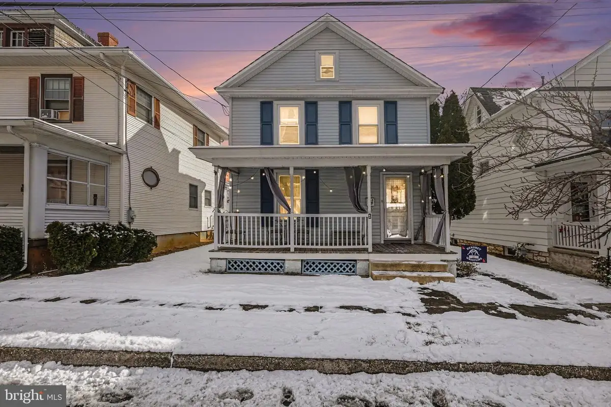 348 E Derry Rd, Hershey, PA 17033 - Image #1