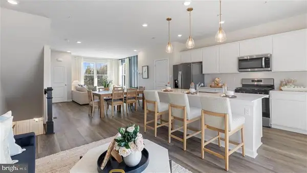 102 Barlett Ln, HARRISBURG, PA 17111