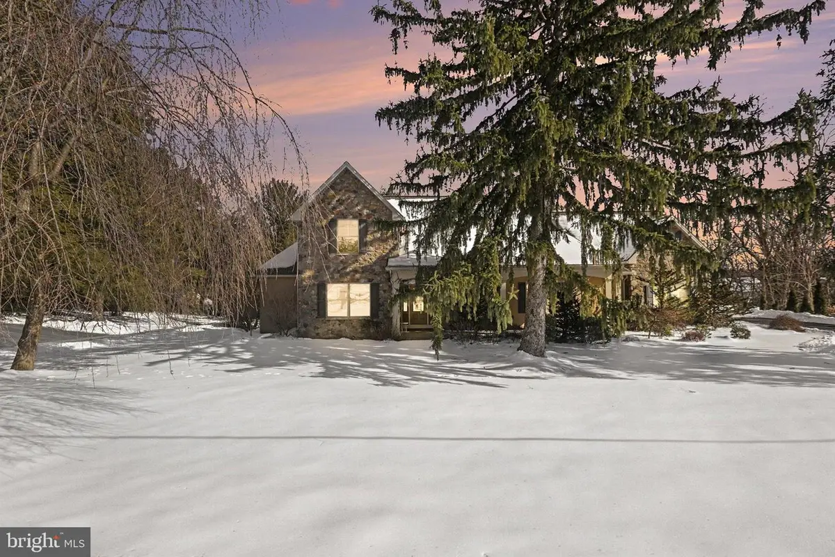 4417 Fargreen Rd, Harrisburg, PA 17110 - #1