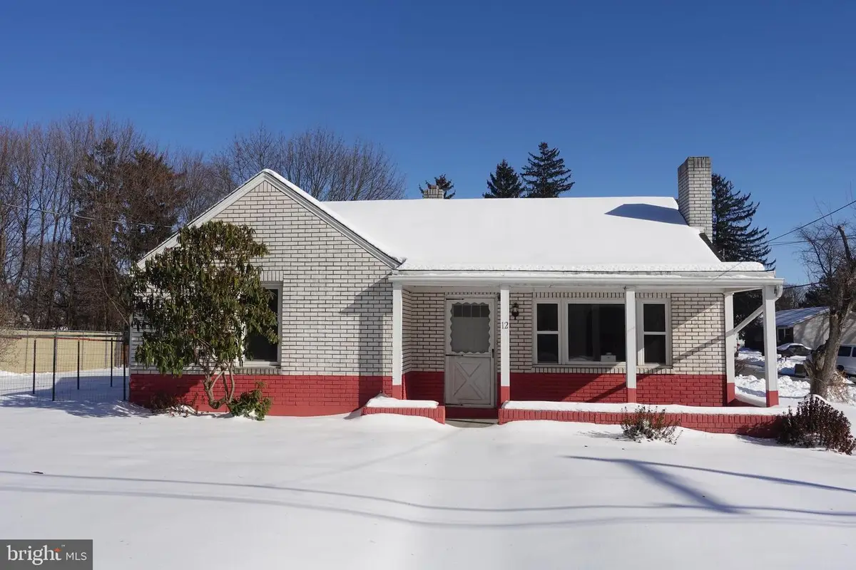 12 Pearl St, Harrisburg, PA 17109 - #1