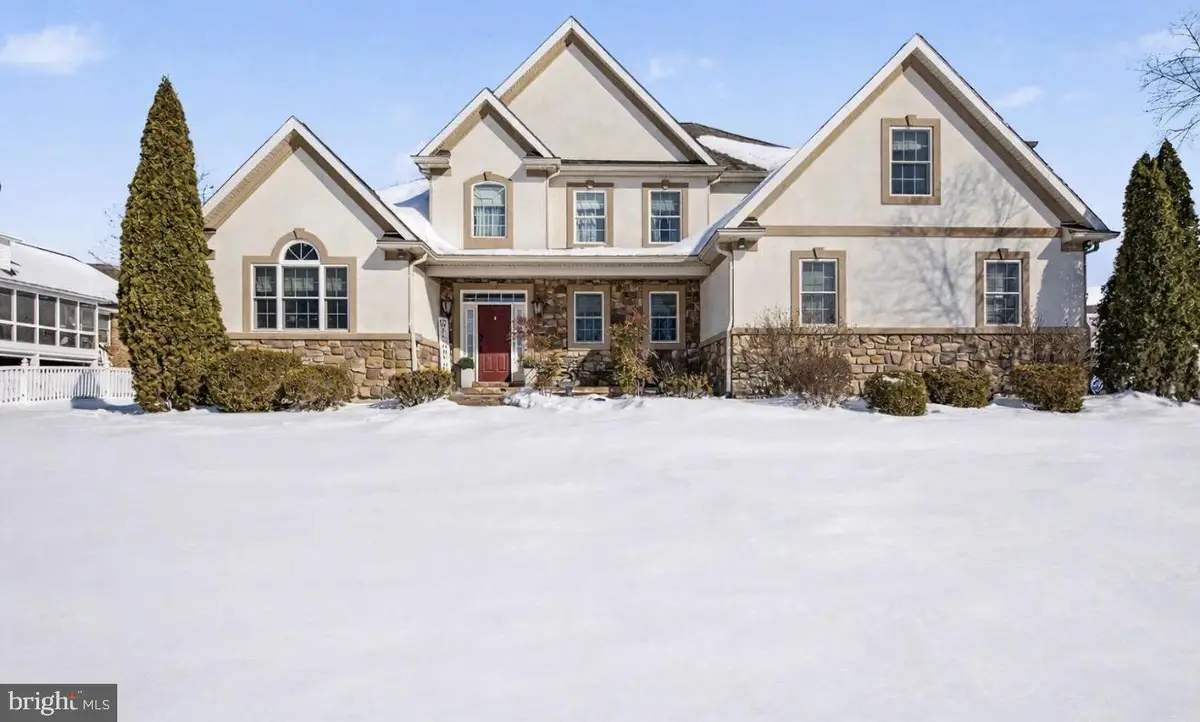 2452 Mercedes Ct, Harrisburg, PA 17112 - #1