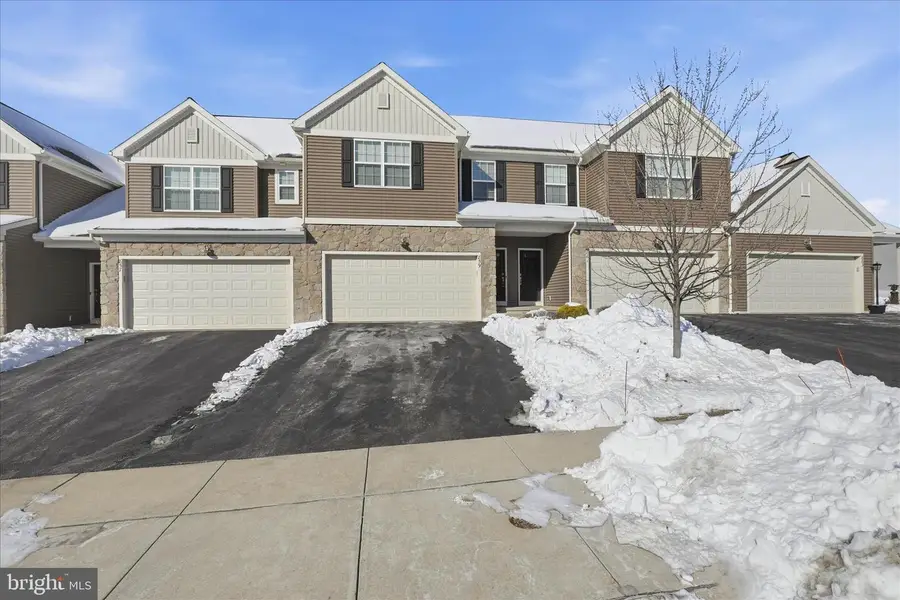 859 Anthony Dr, Harrisburg, PA 17111 - Image #2