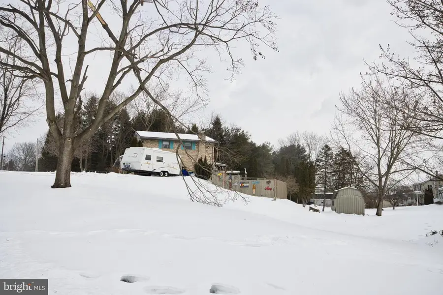 128 Circle Dr, Harrisburg, PA 17112 - #2