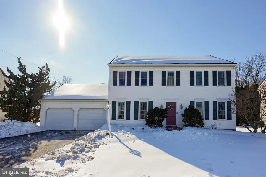 2124 Southpoint Dr, Hummelstown, PA 17036 - Image #3