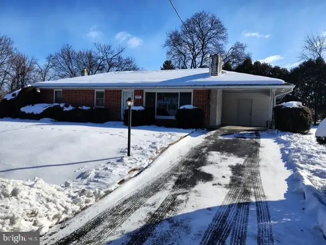 7690 Daniel Dr, Harrisburg, PA 17112 - Image #1