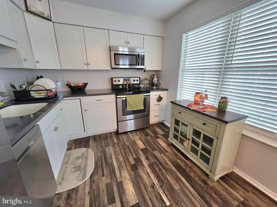 1159 Wintertide Dr, Harrisburg, PA 17111 - #2