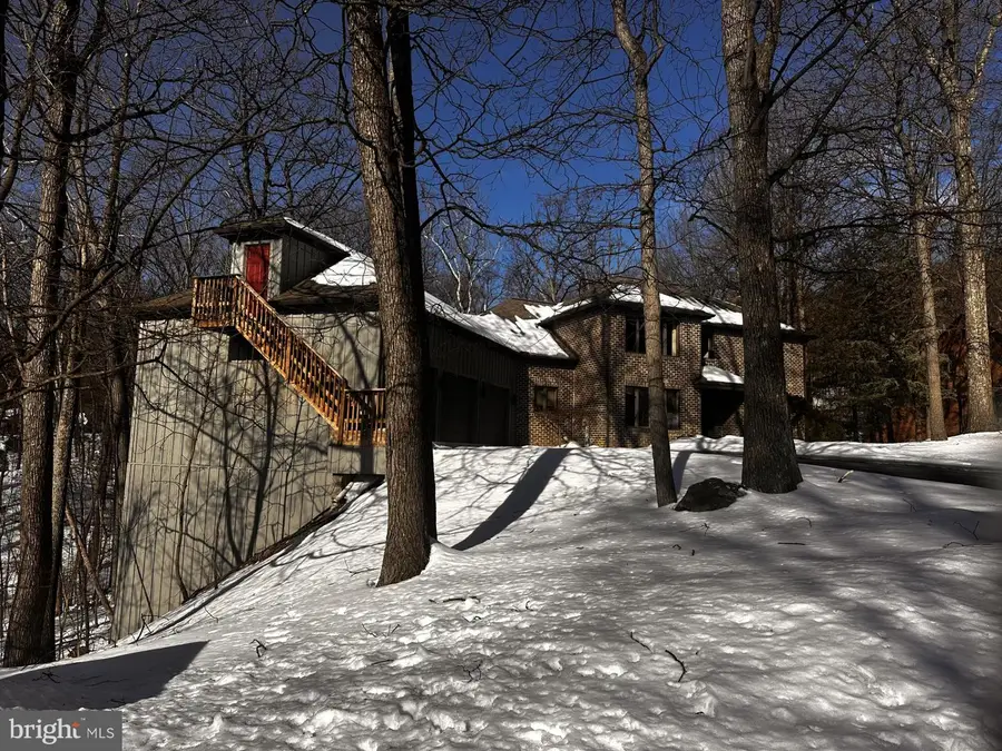 4712 Great Oak Ln, Harrisburg, PA 17110 - #2