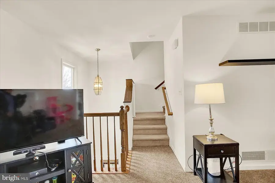 519 Sunday Dr, Harrisburg, PA 17111 - #3