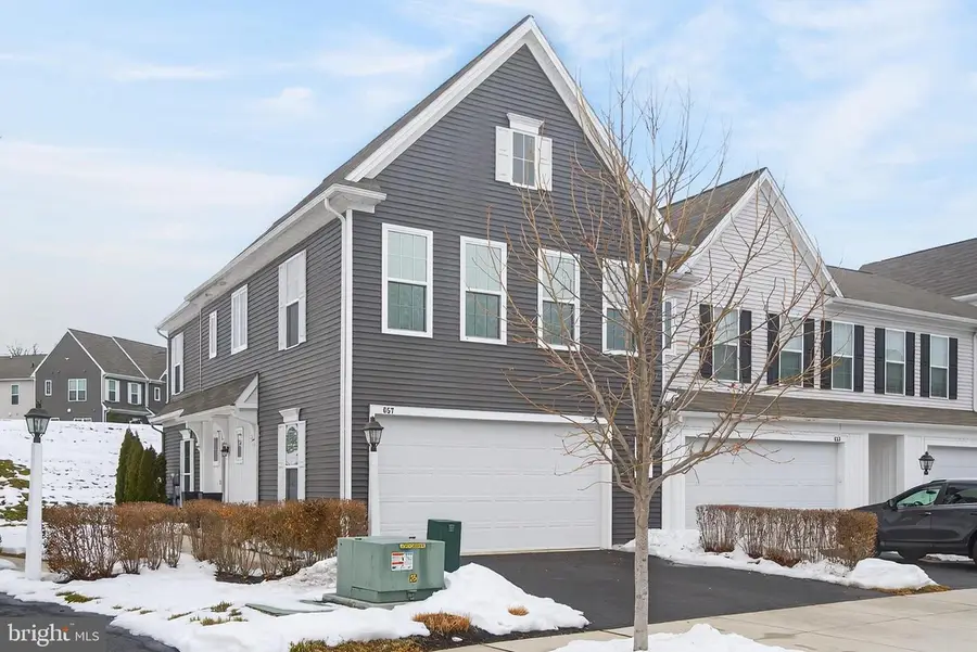 657 Buck Dr, Hummelstown, PA 17036 - #2