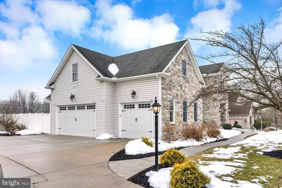 6443 Mccormick Ln, Harrisburg, PA 17111 - #2