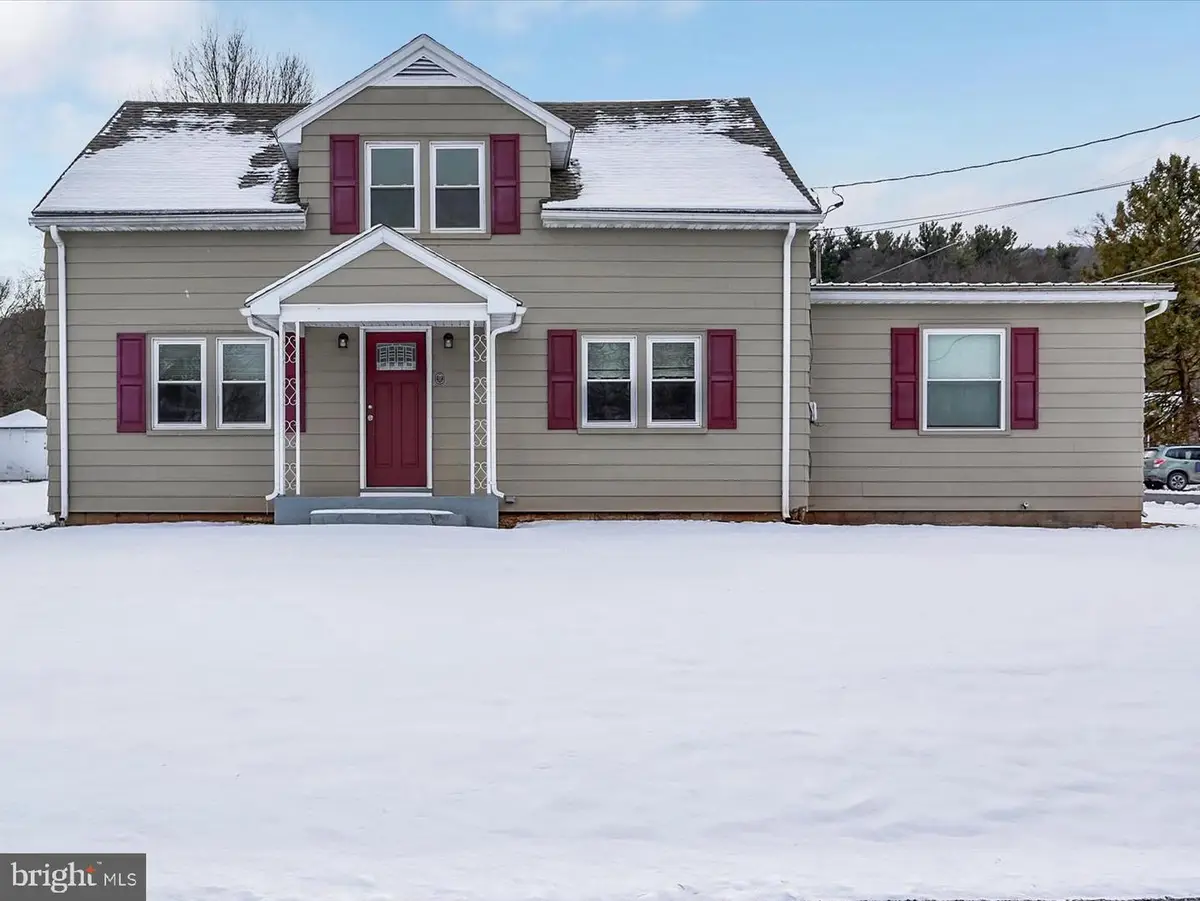 126 Locust St, Elizabethville, PA 17023 - #1