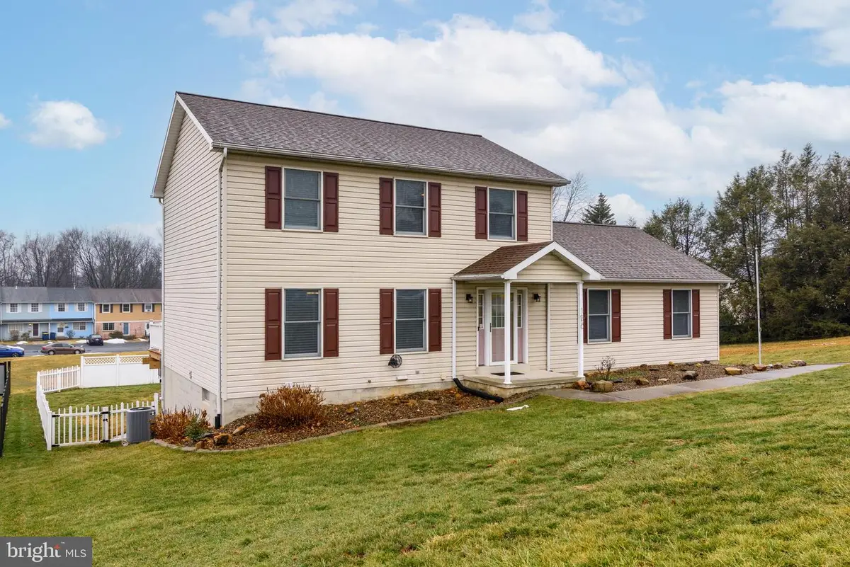 1650 Rosedale Ave, Middletown, PA 17057 - #1