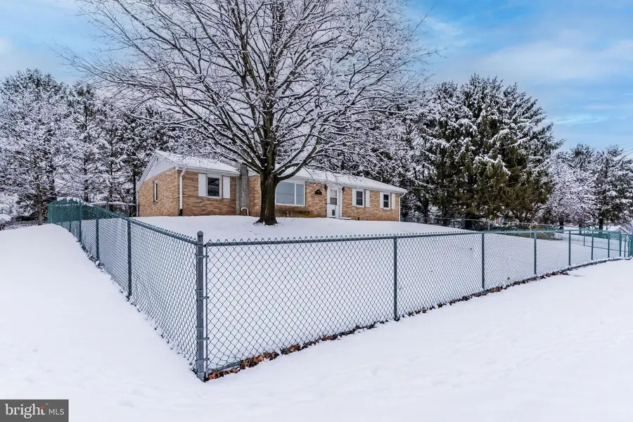 109 Mountainview Dr, Halifax, PA 17032 - #3