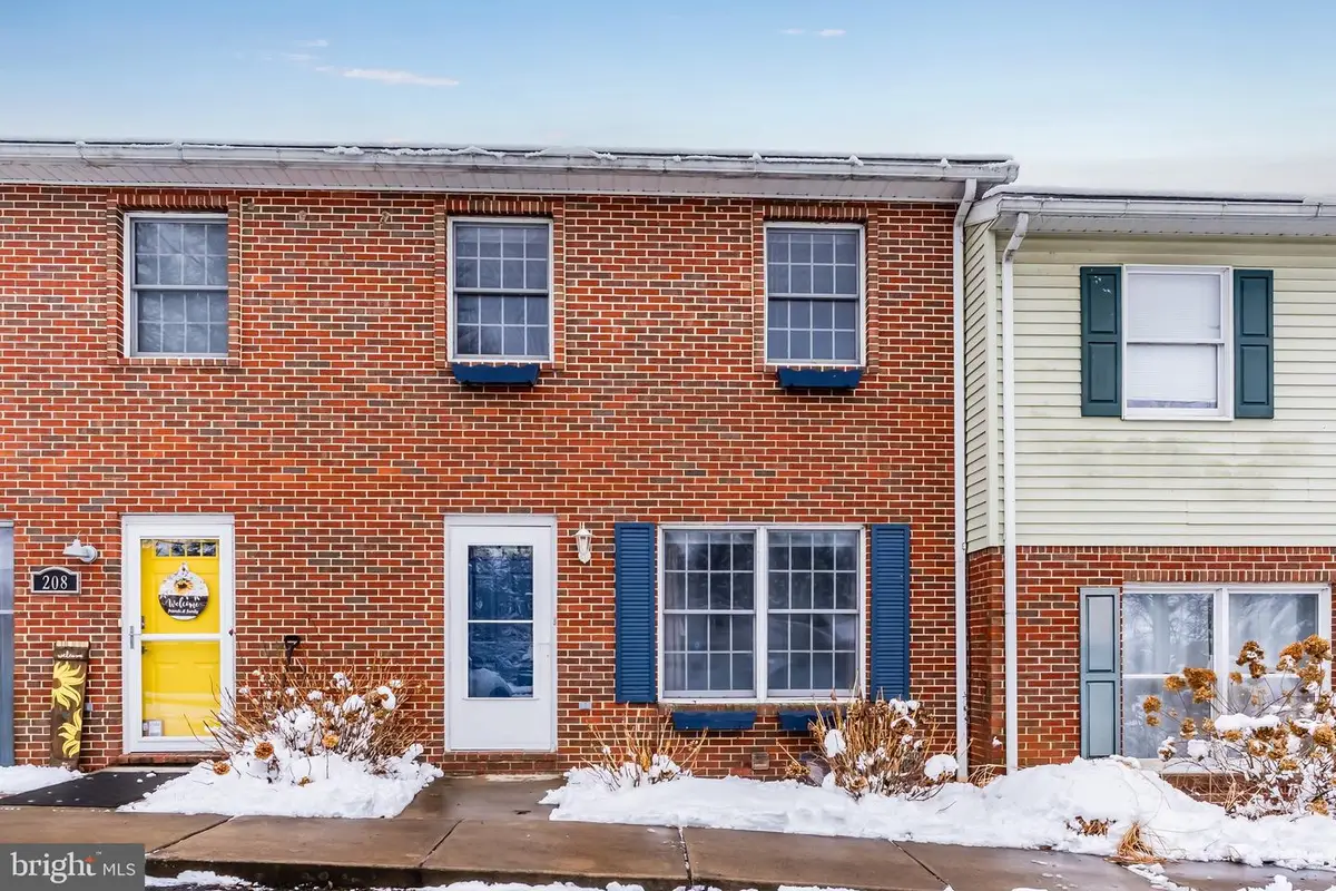 206 Schoolhouse Ln, Millersburg, PA 17061 - #1