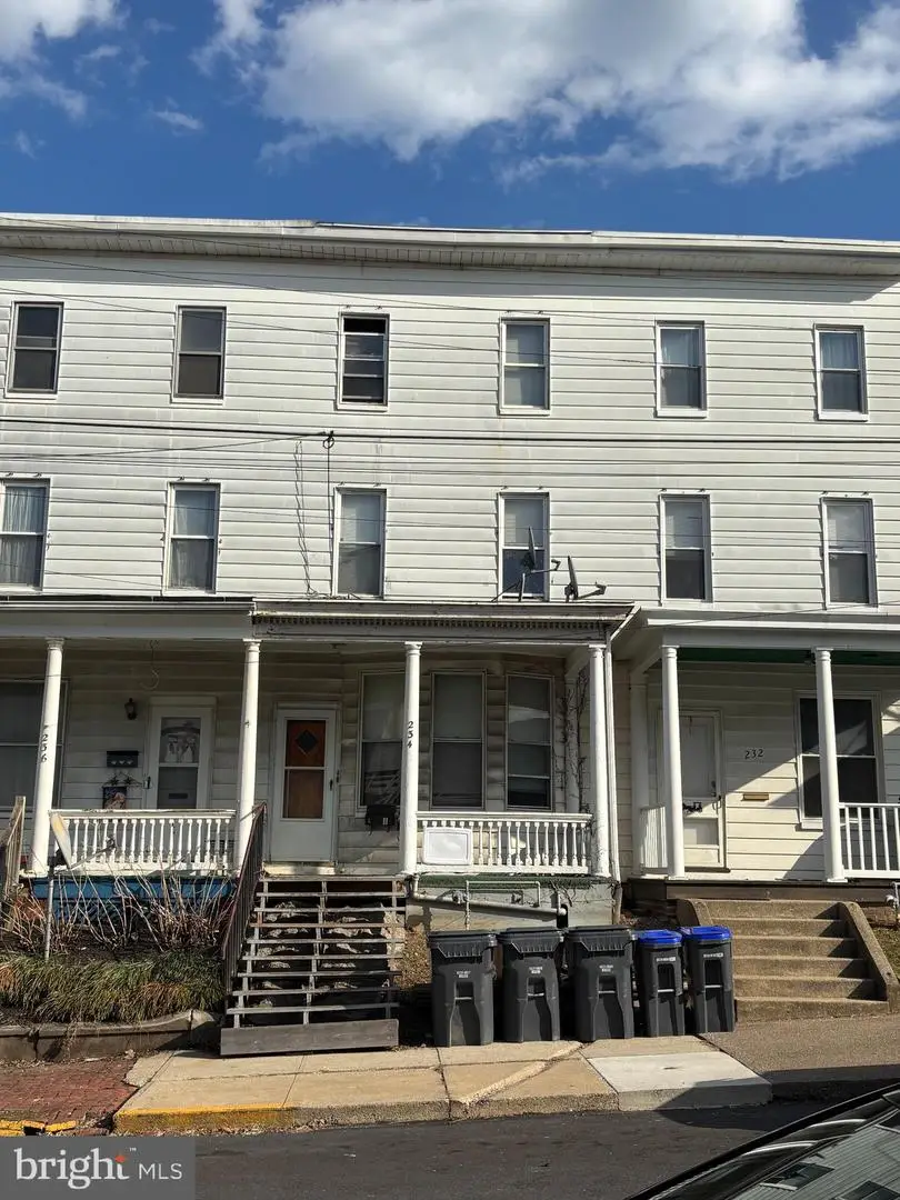 234 Locust St, Steelton, PA 17113 - #2