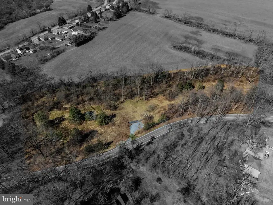 728 Piketown Rd, Harrisburg, PA 17112 - #2