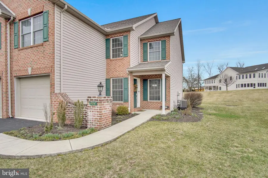 494 Quiggley Cir, Harrisburg, PA 17112 - #2