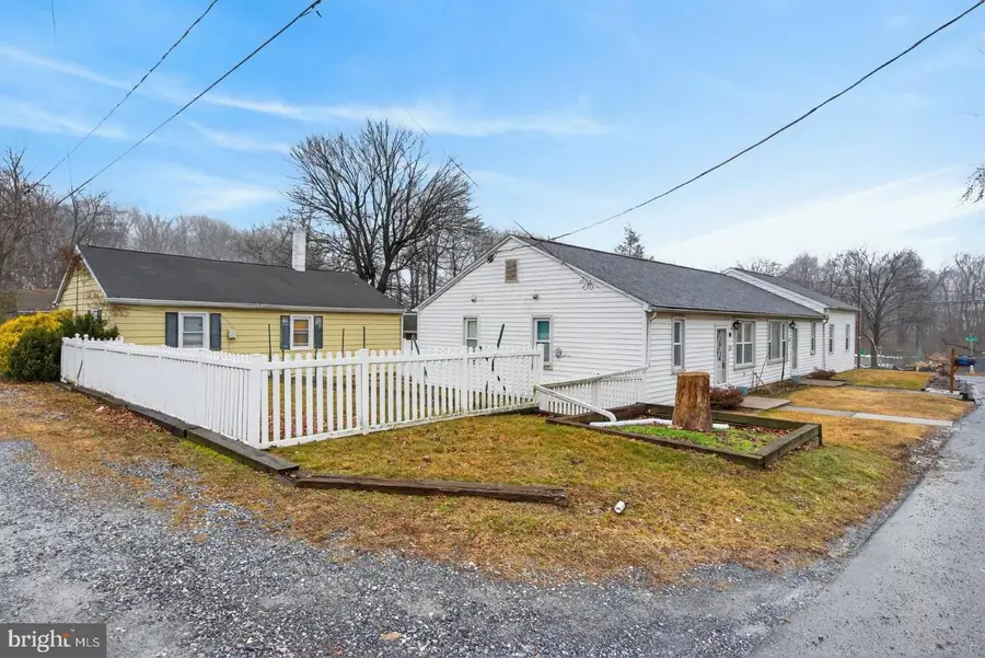 205 Peach St, Harrisburg, PA 17112 - #3