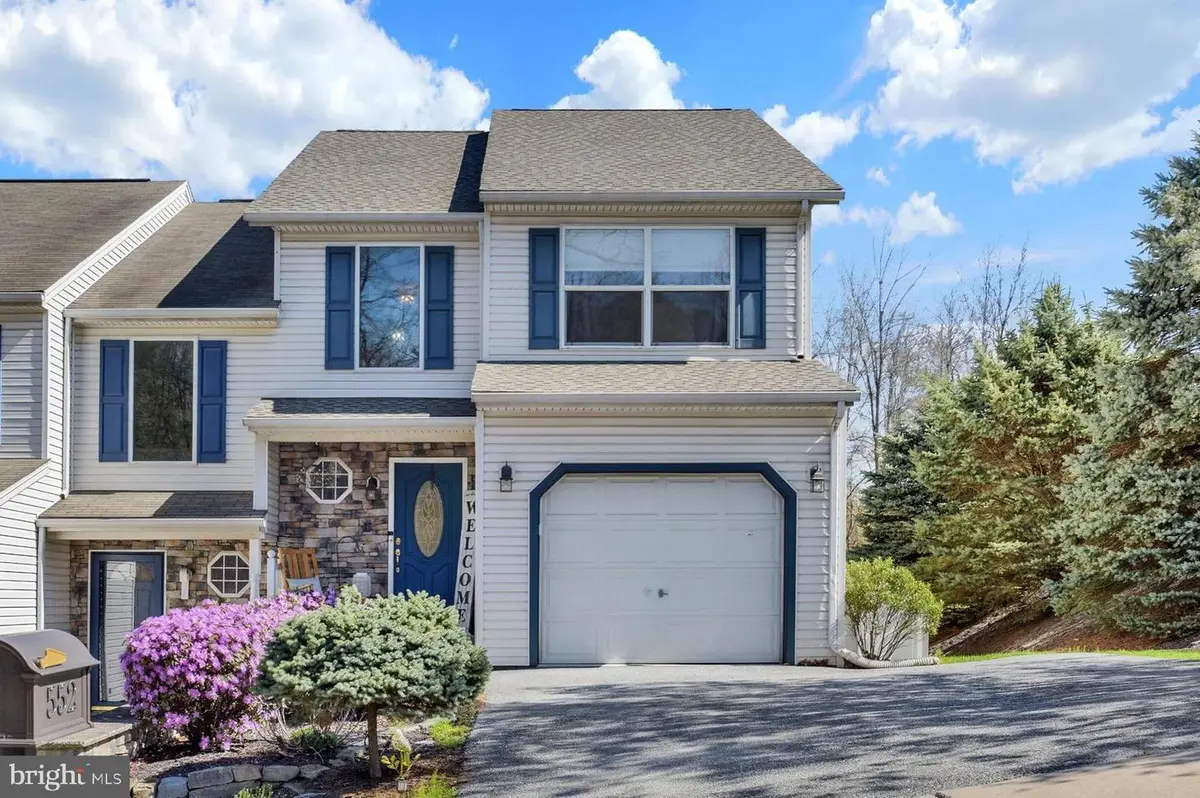 552 Kelker St, Oberlin, PA 17113 - #1