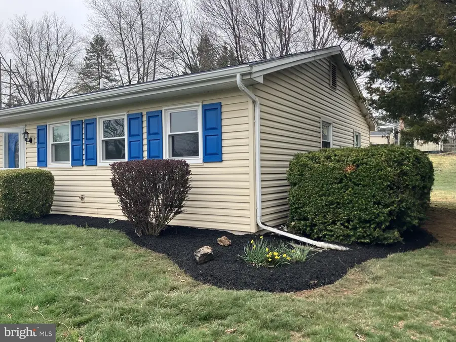 1066 Pennsylvania Ave, Harrisburg, PA 17111 - #2