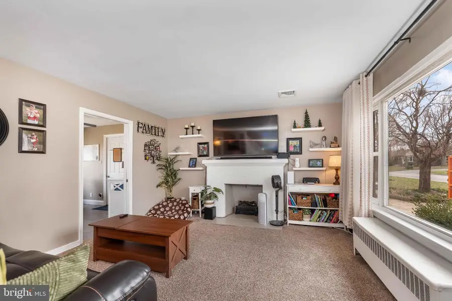 3612 Schoolhouse Ln, Harrisburg, PA 17109 - #3