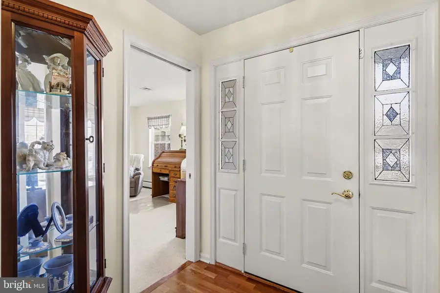 1827 Meadow Ridge Dr, Hummelstown, PA 17036 - #3